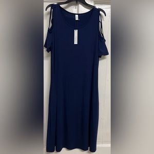 New with tag. Never worn. Size Medium